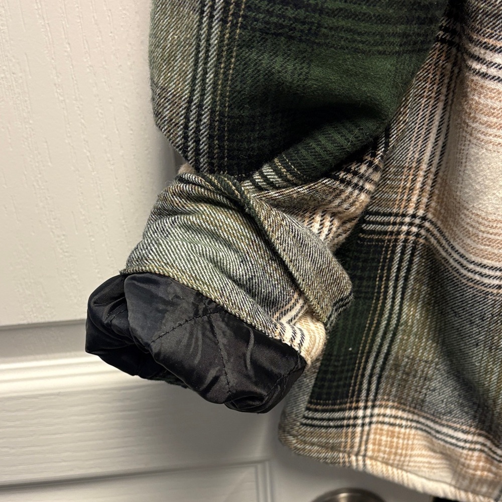 Natural Reflections Green and Gray Plaid Women's Jacket - Picture 5 of 5